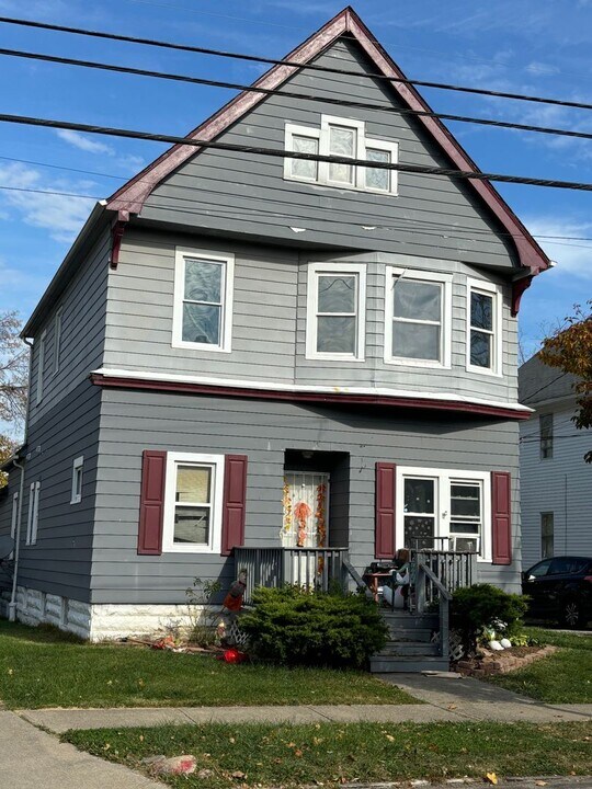 4306 Gifford Ave in Cleveland, OH - Building Photo