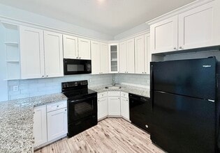 930 Lasalle St in Jacksonville, FL - Building Photo - Building Photo