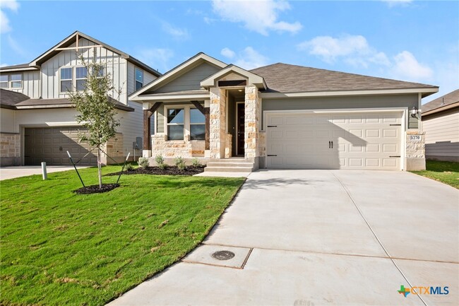 1270 Meyers Mdw in Canyon Lake, TX - Building Photo - Building Photo