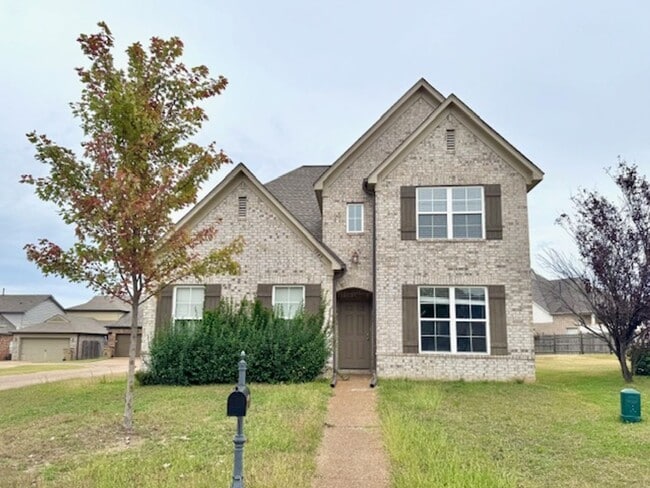 7545 Glen Laurel Way in Memphis, TN - Foto de edificio - Building Photo