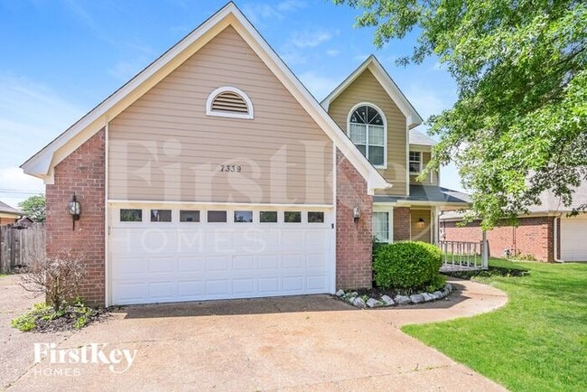 7339 Confederate Cir E
