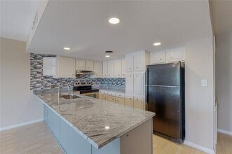 426 Yacht Club Dr in Rockwall, TX - Building Photo - Building Photo