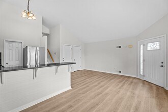 336 Winfield Ave in Jersey City, NJ - Building Photo - Building Photo