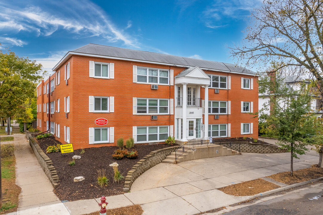 Dupont Avenue Apartments 3040 in Minneapolis, MN - Foto de edificio