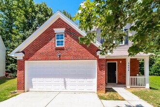5604 Chiefly Ct in Charlotte, NC - Building Photo - Building Photo
