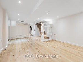 371 Mcroberts Av in Toronto, ON - Building Photo - Building Photo