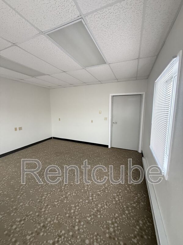 1820 Radford Rd in Dubuque, IA - Building Photo - Building Photo