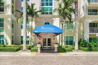 806 E Windward Way in Lantana, FL - Building Photo - Building Photo