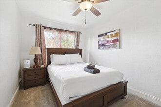 711 Red Oak Ln in Weatherford, TX - Building Photo - Building Photo