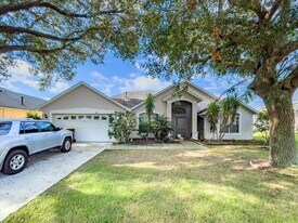 41 Nevada Loop Rd in Davenport, FL - Building Photo