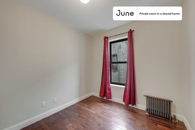 Room in Shared 4 bed/1 bath home in New York, NY - Foto de edificio - Building Photo