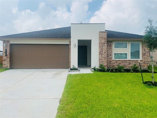 property at 910 Dairy Pr Dr