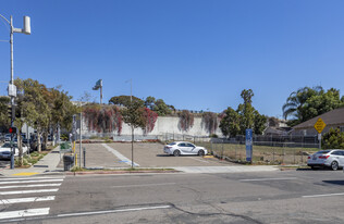 Alexan Little Italy in San Diego, CA - Foto de edificio - Building Photo