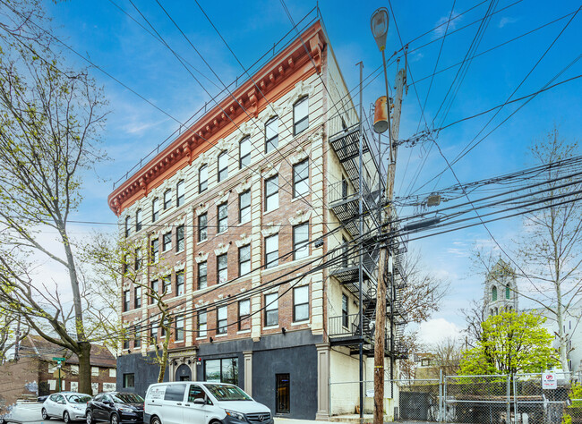 41-43 Victoria Ave in Newark, NJ - Building Photo - Building Photo