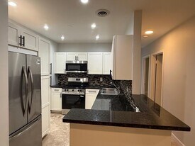 5700 NE 22nd Way, Unit 328 in Fort Lauderdale, FL - Building Photo