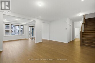 115 Viburnum Ter in Ottawa, ON - Building Photo - Building Photo