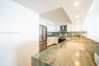 1800 Sunset Harbour Dr, Unit 1902/4 in Miami Beach, FL - Building Photo - Building Photo