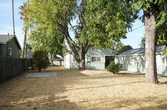 3996 Sierra Vista Ave in Sacramento, CA - Building Photo - Building Photo