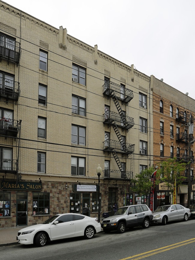 4530 Park Ave Apartments Weehawken, NJ Apartments For Rent