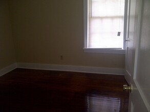 2837 Shady Oak Ave in Memphis, TN - Foto de edificio - Building Photo