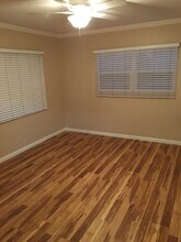 2301 De la Vina St, Unit 2301 A  delavina street c in Santa Barbara, CA - Foto de edificio - Building Photo