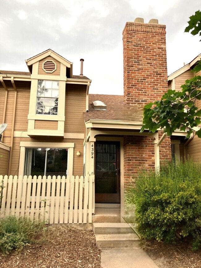 4394 S Blackhawk Way in Aurora, CO - Building Photo - Building Photo