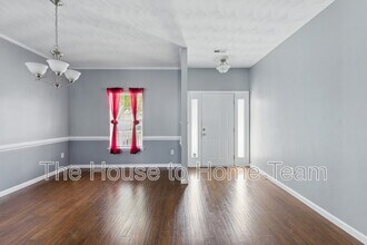 1023 Snead Dr in Suffolk, VA - Building Photo - Building Photo