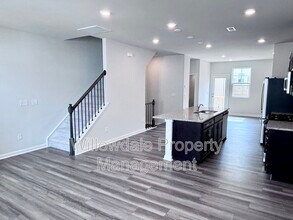 4010 Silver Oak Ln in Durham, NC - Building Photo - Building Photo