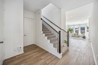 1384 Knollbridge Pt Ln in Pinehurst, TX - Building Photo - Building Photo