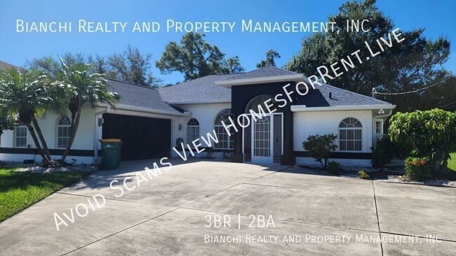 property at 692 Rotonda Cir