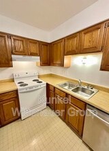 156 Marion Dr in Belleville, IL - Building Photo - Building Photo