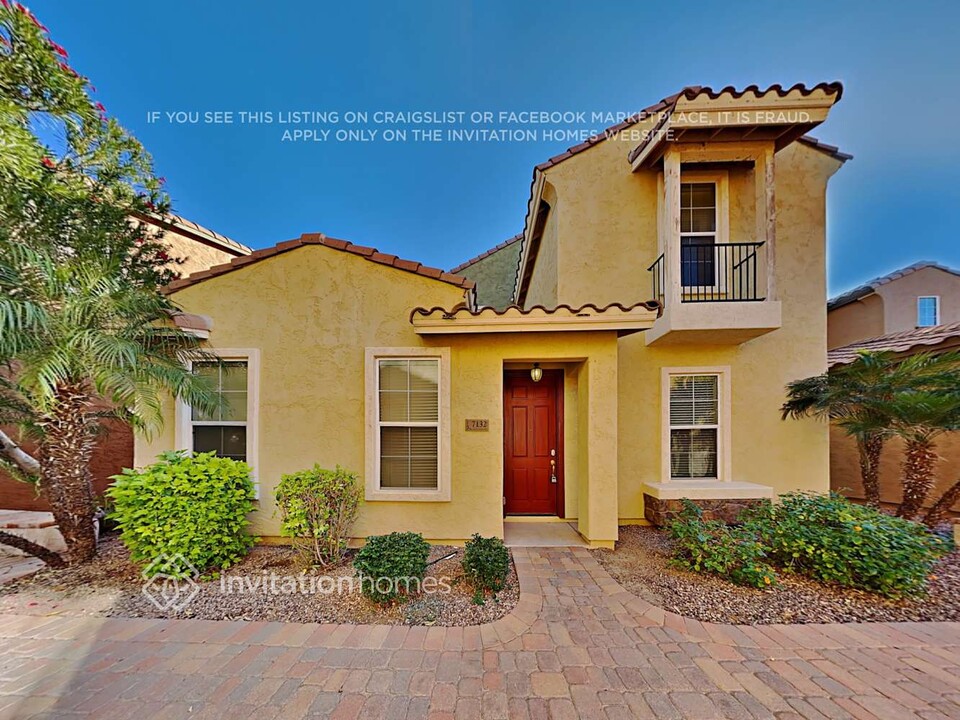 7132 S 48th Glen in Phoenix, AZ - Building Photo