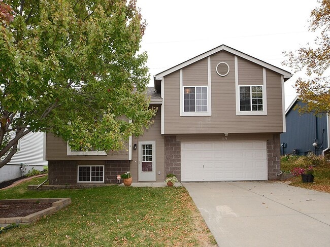 7658 Howell St in Omaha, NE - Building Photo - Building Photo