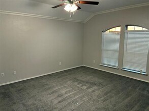 1410 Beacon Hill Dr in Midlothian, TX - Building Photo - Building Photo