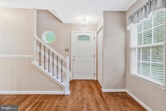 6401 Old Scotts Ct in Springfield, VA - Building Photo - Building Photo