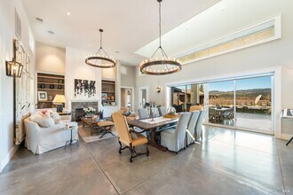1122 Victoria Dr, Unit 2-226 in St Helena, CA - Building Photo - Building Photo