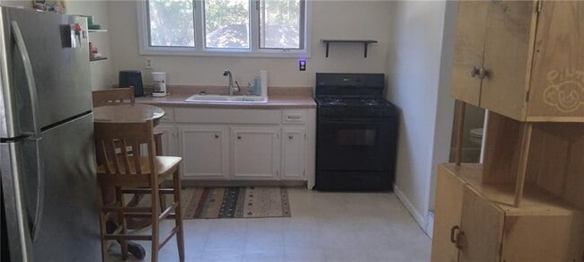 3043 Wells St in Avondale Estates, GA - Building Photo - Building Photo