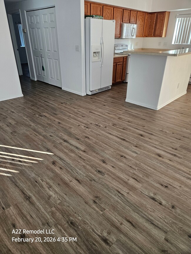 1765 Central Ave, Unit 1304