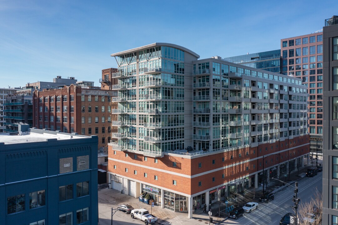 909 West Washington Condos in Chicago, IL - Building Photo