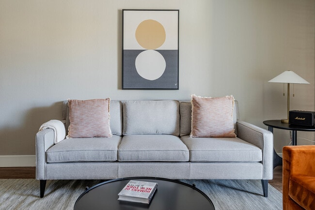 644 Edgewater Blvd in Foster City, CA - Building Photo - Building Photo