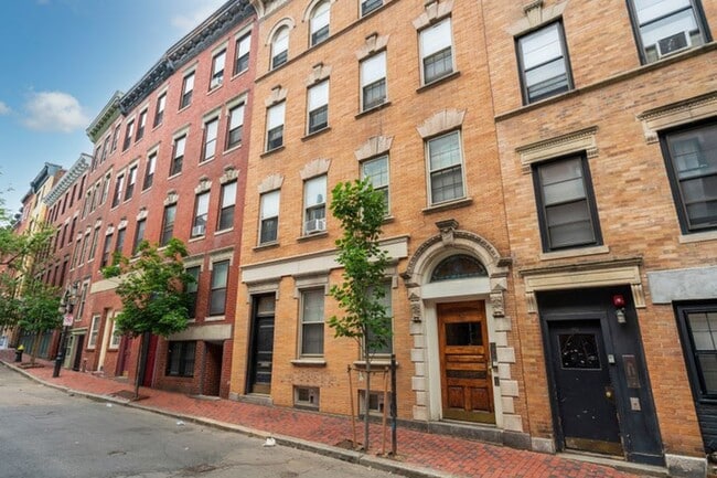 88 West Cedar Street