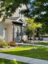 Townhomes at Union Square in Boise, ID - Foto de edificio - Building Photo