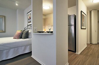 1128 N Dearborn St in Chicago, IL - Building Photo - Building Photo