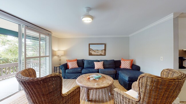 property at 6455 La Jolla Blvd