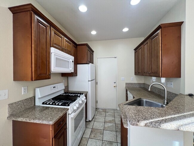11033 Caminito Arcada in San Diego, CA - Building Photo - Building Photo
