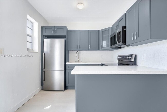 15991 NE 18th Pl, Unit 3 in North Miami Beach, FL - Building Photo - Building Photo