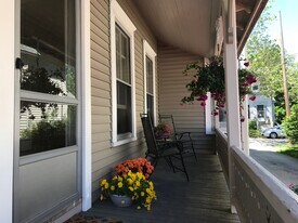 15 Grove St, Unit Grove Street in Concord, NH - Building Photo