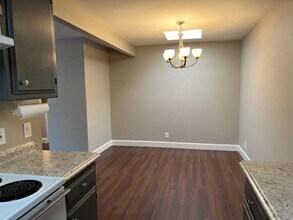 1529 Oak Ave in Davis, CA - Building Photo - Building Photo