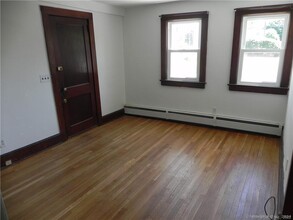 18 Franklin St-Unit -B in Westport, CT - Building Photo - Building Photo