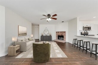 6713 Longleaf Ln in Denton, TX - Building Photo - Building Photo